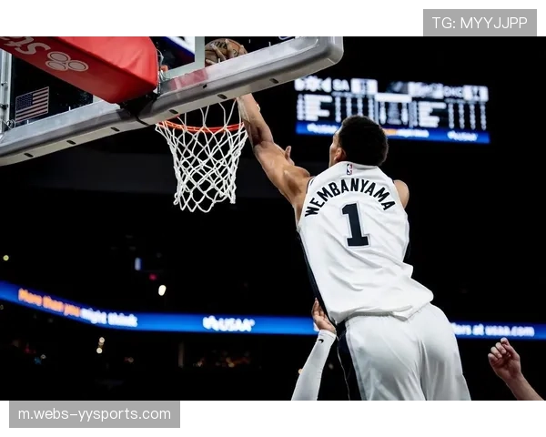 马刺豪取七连胜反超湖人 文班亚马内线统治力提升